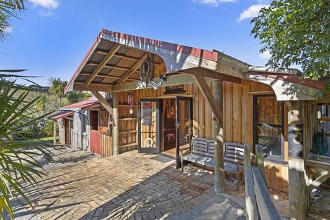 Photo of property in 5 Te Whare Hauora Place, Raglan, 3225