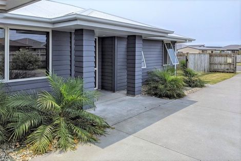 Photo of property in 4 Rawiri Drive, Bell Block, New Plymouth, 4312