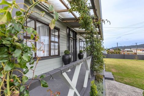 Photo of property in 58 Blake Street, Blaketown, Greymouth, 7805
