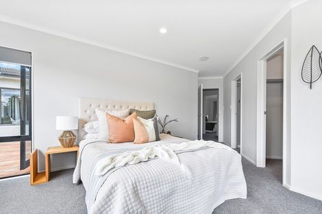 Photo of property in 13 Mangakoea Place, St Andrews, Hamilton, 3200