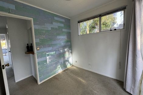 Photo of property in 19 Aquarius Avenue, Glen Eden, Auckland, 0602