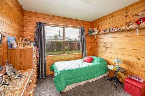 Photo of property in 5 Lindis Lane, New Brighton, Christchurch, 8083