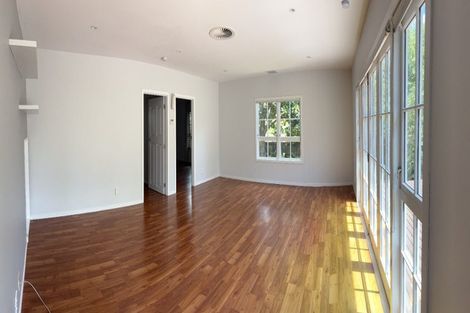 Photo of property in 7 Orinda Close, Botany Downs, Auckland, 2010