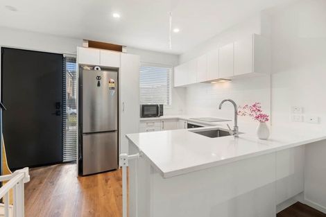 Photo of property in 30 Kotuitui Street, Manukau, Auckland, 2104