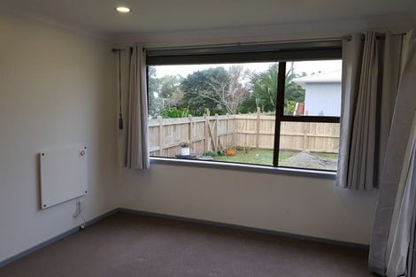 Photo of property in 4 Titoki Road, Raumati Beach, Paraparaumu, 5032