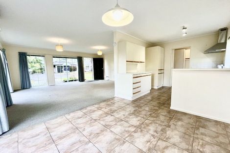 Photo of property in 1/169 Whites Line East, Waiwhetu, Lower Hutt, 5010