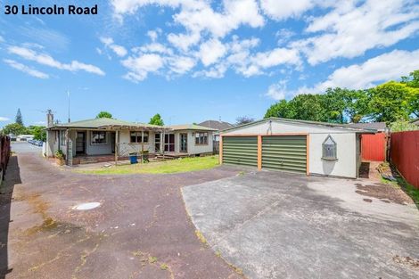 Photo of property in 30 Lincoln Road, Henderson, Auckland, 0610