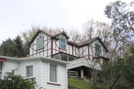 Photo of property in 10 Spencer Road, Hospital Hill, Napier, 4110