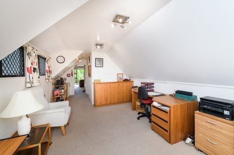 Photo of property in 91 Waterloo Crescent, Hokowhitu, Palmerston North, 4410