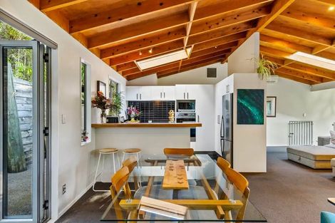 Photo of property in 184 Huia Road, Titirangi, Auckland, 0604