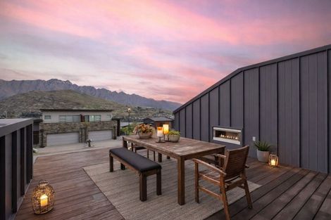 Photo of property in St Andrews Park, 42b Highview Terrace, Queenstown, 9300
