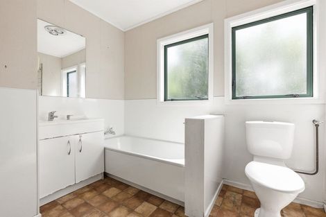 Photo of property in 33 Roseanne Road, Manurewa, Auckland, 2102