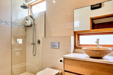 Photo of property in 5 Ngaio Street, Eastbourne, Lower Hutt, 5013