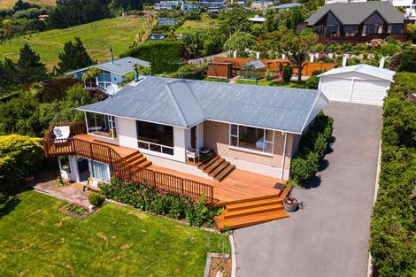Photo of property in 6 Madeley Road, Mount Pleasant, Christchurch, 8081