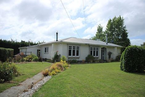 Photo of property in 260 Jacks Hill Road, Te Houka, Balclutha, 9273