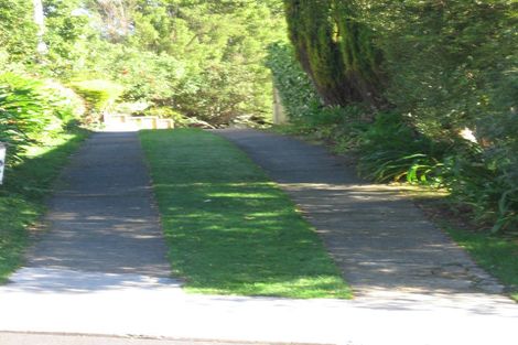 Photo of property in 76 Beazley Avenue, Paparangi, Wellington, 6037