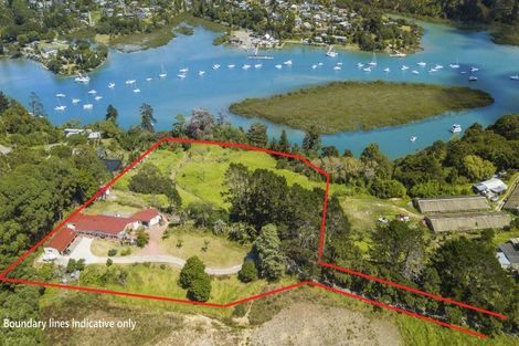 Photo of property in 90 Cedar Terrace, Stanmore Bay, Whangaparaoa, 0932