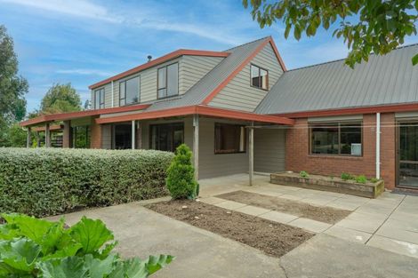 Photo of property in 12 Kowhai Drive, Darfield, 7510