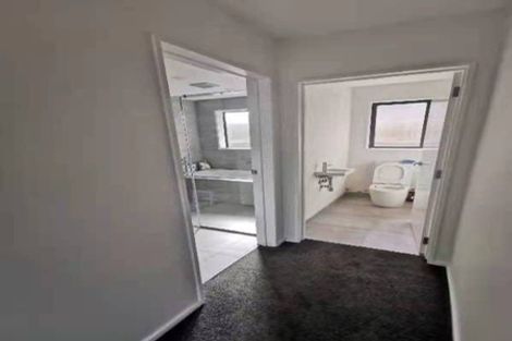 Photo of property in 7 Kaimai Avenue, Massey, Auckland, 0614