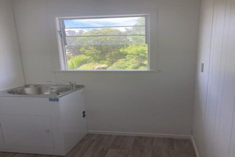 Photo of property in 23 Hogans Road, Glenfield, Auckland, 0629