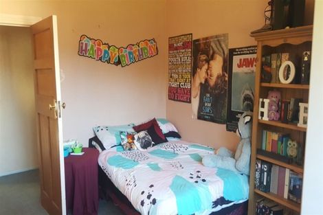 Photo of property in 90 Rhodes Street, Waimate, 7924