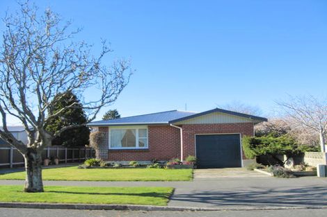 Photo of property in 27 Salford Street, Windsor, Invercargill, 9810