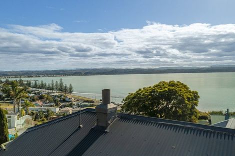 Photo of property in 33a Seapoint Road, Bluff Hill, Napier, 4110