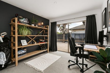 Photo of property in 32 Tomika Crescent, Papamoa Beach, Papamoa, 3118