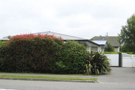 Photo of property in 23 Nortons Road, Avonhead, Christchurch, 8042