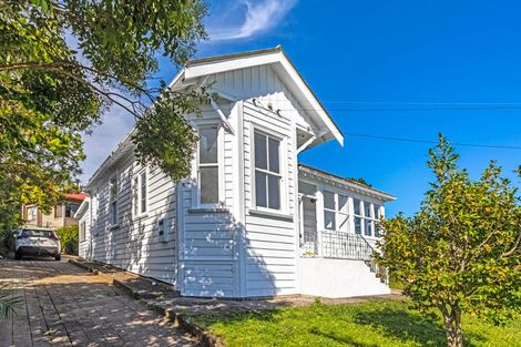 Photo of property in 816 Rolleston Street, Thames, 3500