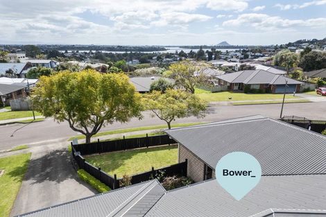 Photo of property in 18 Discovery Avenue, Welcome Bay, Tauranga, 3112