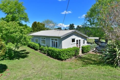 Photo of property in 1238 Peak Road, Helensville, 0875