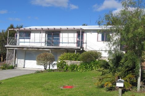 Photo of property in 88 Te Haumi Drive, Paihia, 0200