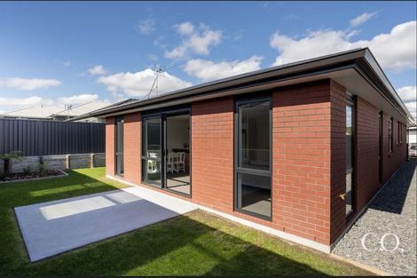 Photo of property in 22 Pioneer Crescent, Omokoroa, 3114