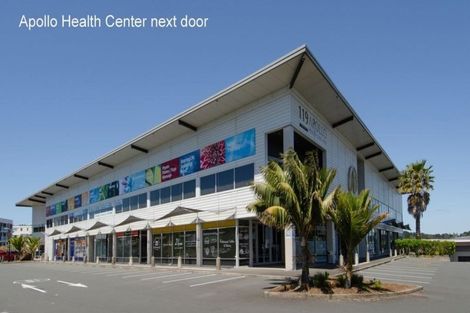 Photo of property in Apollo Apartments, 201/46 Rosedale Road, Rosedale, Auckland, 0632