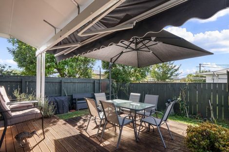 Photo of property in 2a Rutland Street, Levin, 5510