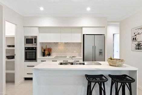 Photo of property in 72 Hinau Road, Karaka, Papakura, 2113