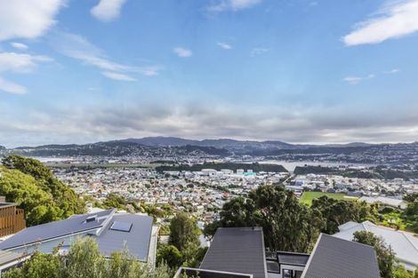 Photo of property in 85e Seatoun Heights Road, Seatoun, Wellington, 6022