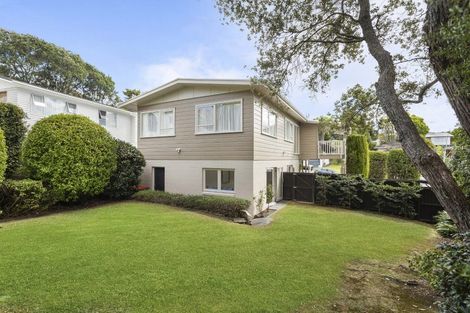 Photo of property in 7 Kathleen Street, Totara Vale, Auckland, 0627