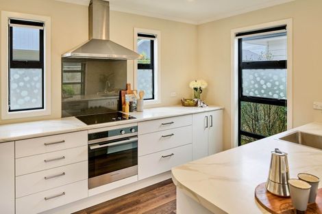 Photo of property in 18b Royal Street, Upper Hutt Central, Upper Hutt, 5018