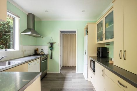 Photo of property in 10 Wallath Road, Westown, New Plymouth, 4310