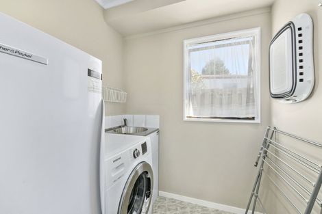 Photo of property in 3 Fenchurch Grove, Stokes Valley, Lower Hutt, 5019