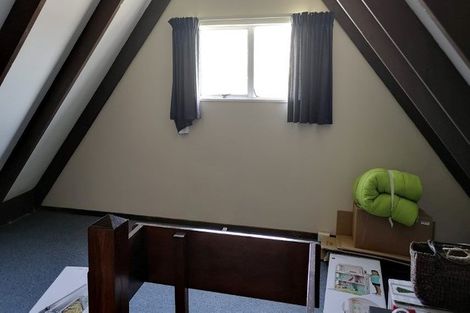 Photo of property in 1/31 Mana Avenue, Titahi Bay, Porirua, 5022