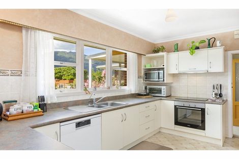 Photo of property in 118 Stanley Avenue, Te Aroha, 3320