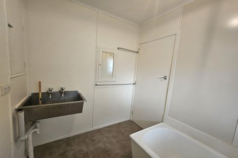 Photo of property in 9 Karewa Street, Castlecliff, Whanganui, 4501