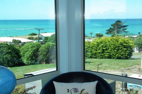 Photo of property in 8a Magdala Street, Kakanui, Oamaru, 9495