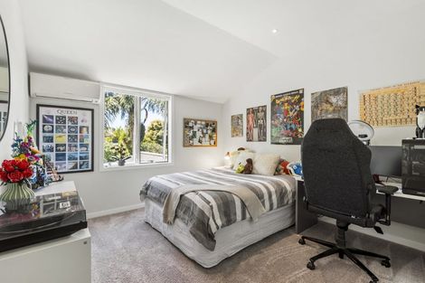 Photo of property in 8 Tree Fern Trail, Campbells Bay, Auckland, 0630