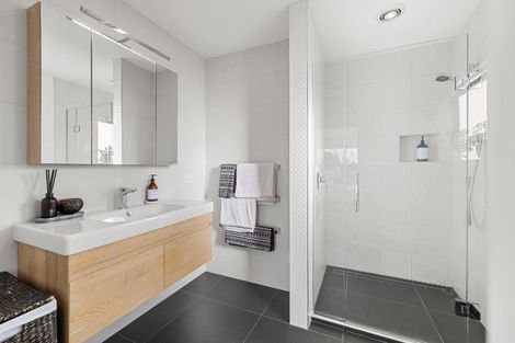 Photo of property in 12 Upper Wainui Road, Raglan, 3297