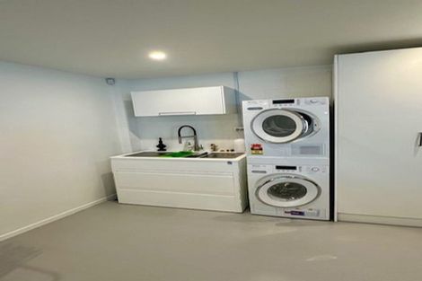 Photo of property in 1 Manaia Place, Mairangi Bay, Auckland, 0630