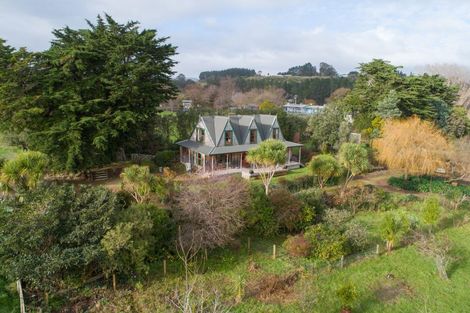 Photo of property in 32 Staces Road, Aokautere, Palmerston North, 4471